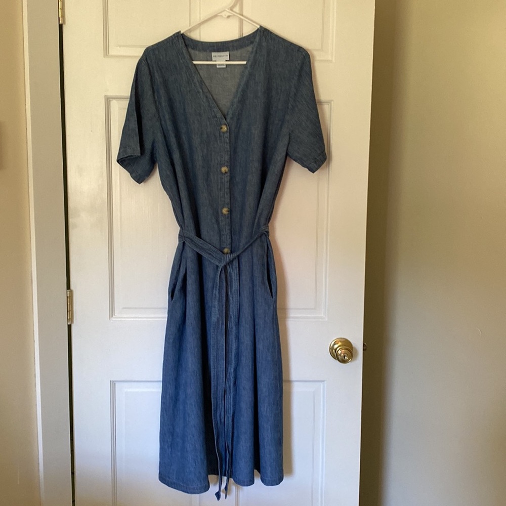 Long dress with pockets